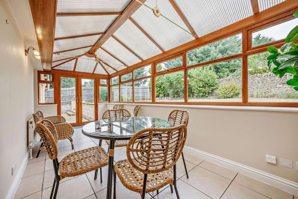 Beautiful 4-5 Bedroom Village House With Rural Views Salford (Oxfordshire) Exterior foto